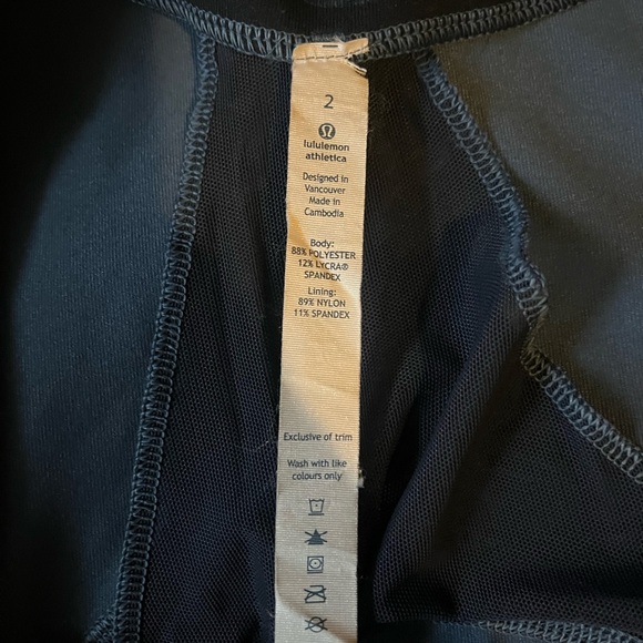 Lululemon Athletic Jacket size 2. - Picture 8 of 10